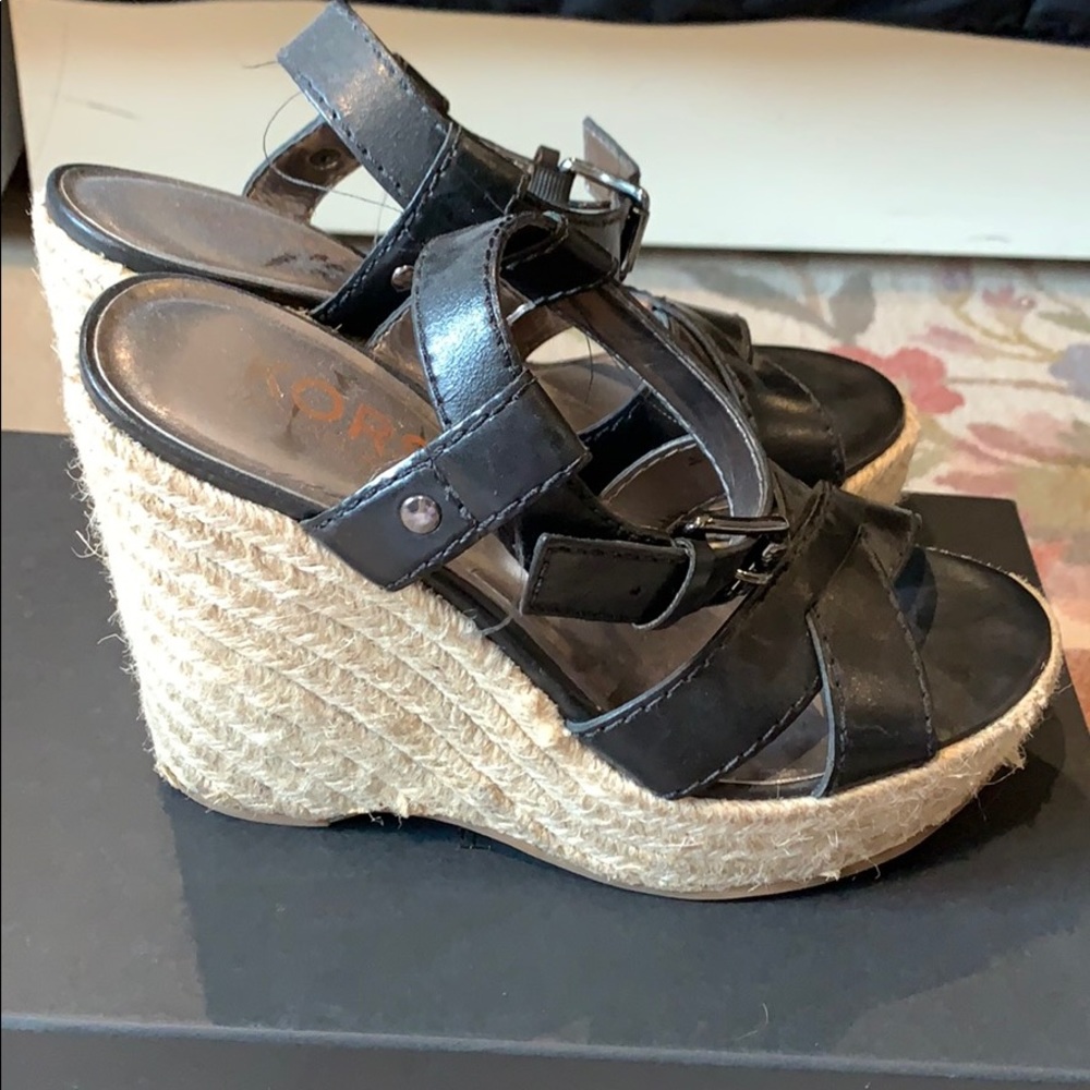 Michael Kors Black Wedges Size 7 1/2 - Picture 3 of 4